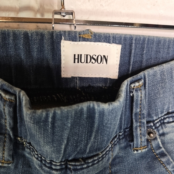 Hudson girls pull on button flap pocket jeans - Picture 4 of 7
